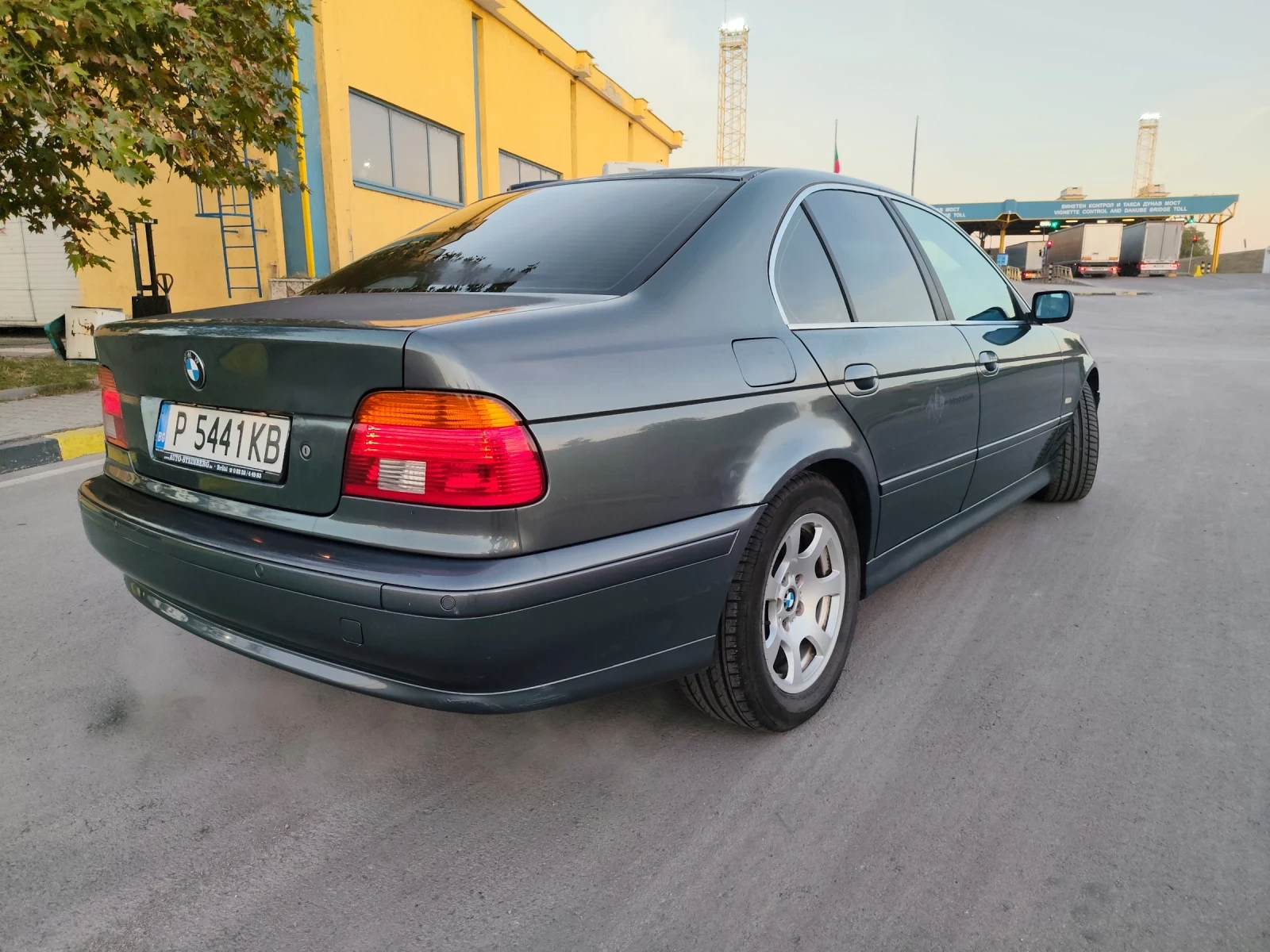 BMW 520 2.2i | Mobile.bg � ����������� 5