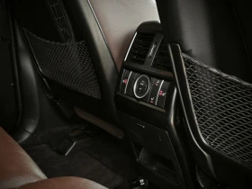 Mercedes-Benz ML 350 AMG/Дистроник/HarmanKardon/Камера/Обслужен, снимка 15