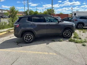 Jeep Compass Trailhawk/ДИСТРОНИК/ПАНОРАМА/АВТОФИНАНСИРАНЕ, снимка 4