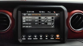 Jeep Wrangler 2.0* KEYLESS* ПОДГРЕВ ВОЛАН* BLIND SPOT* КРАЙНА ЦЕ, снимка 17