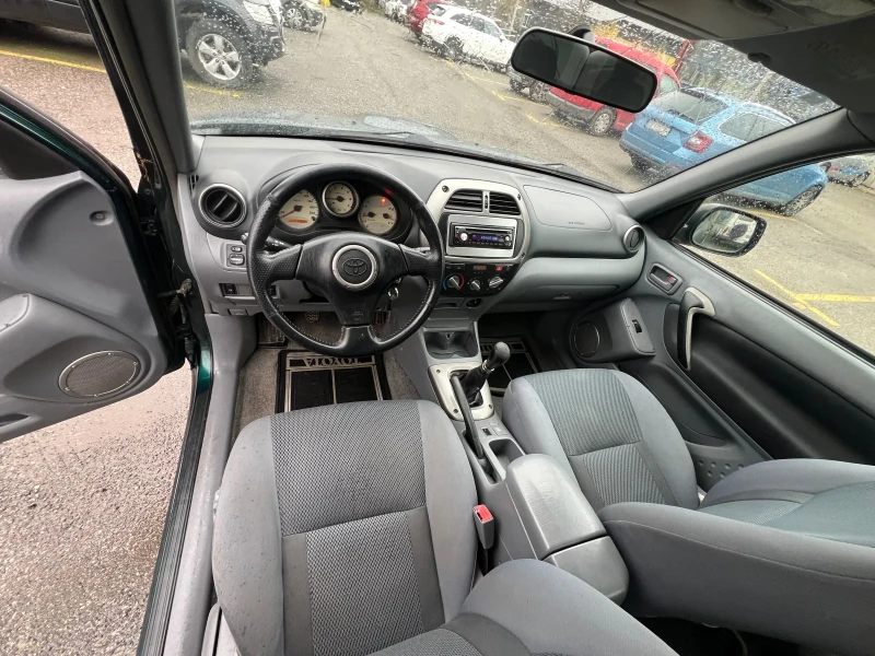 Toyota Rav4 2.D4D, снимка 8 - Автомобили и джипове - 53275582