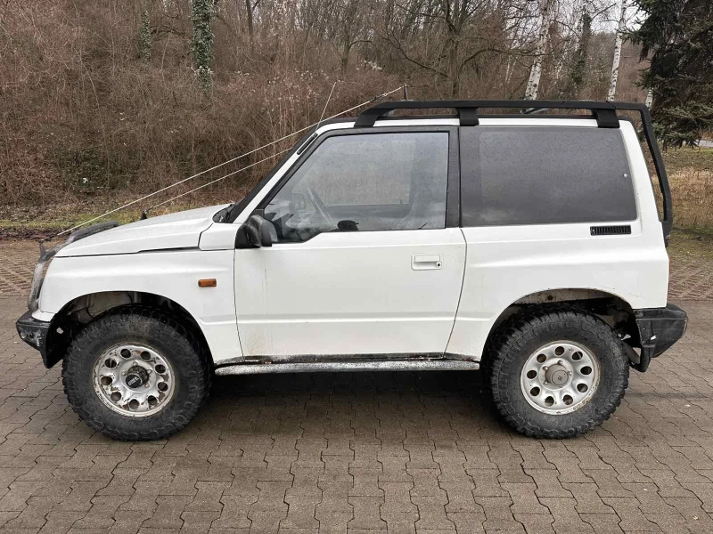 Suzuki Vitara, снимка 4 - Автомобили и джипове - 53291383