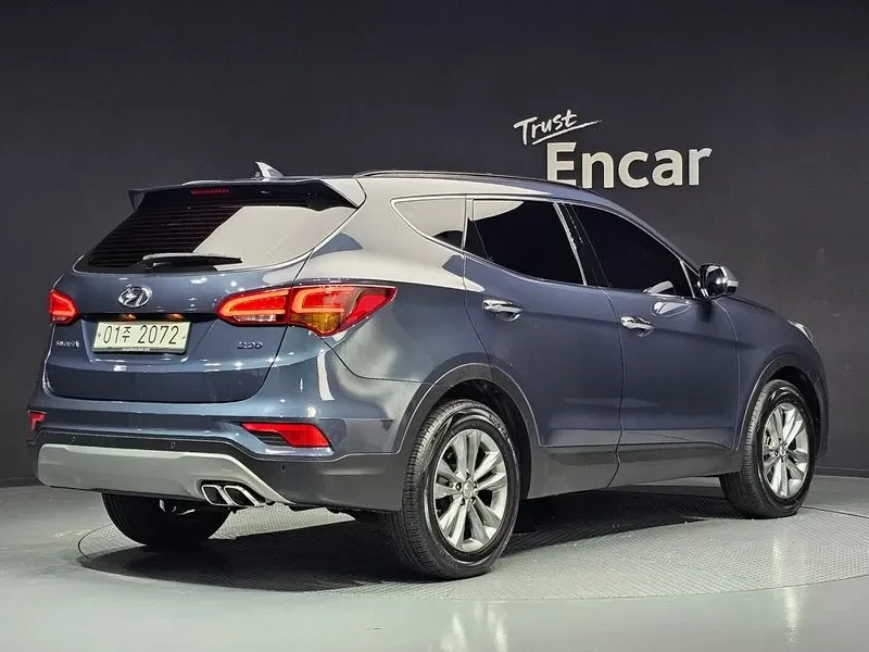 Hyundai Santa fe 2.0, снимка 2 - Автомобили и джипове - 54872402