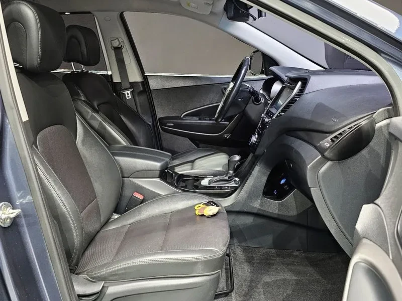 Hyundai Santa fe 2.0, снимка 10 - Автомобили и джипове - 54872402