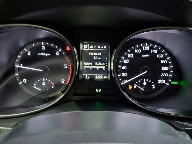 Hyundai Santa fe 2.0, снимка 8 - Автомобили и джипове - 54872402