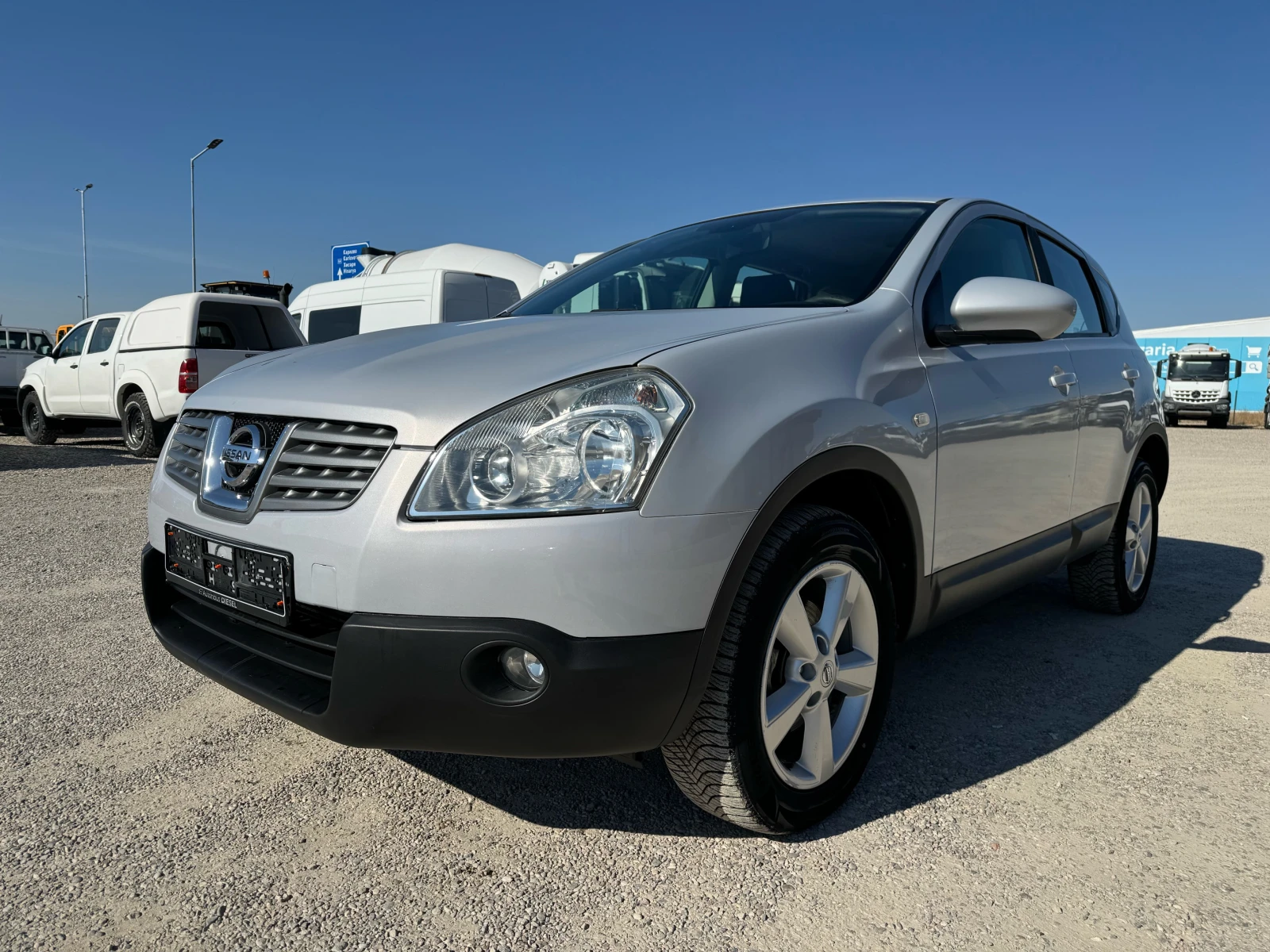 Nissan Qashqai 2.0 Автомат 4Х4 - изображение 3