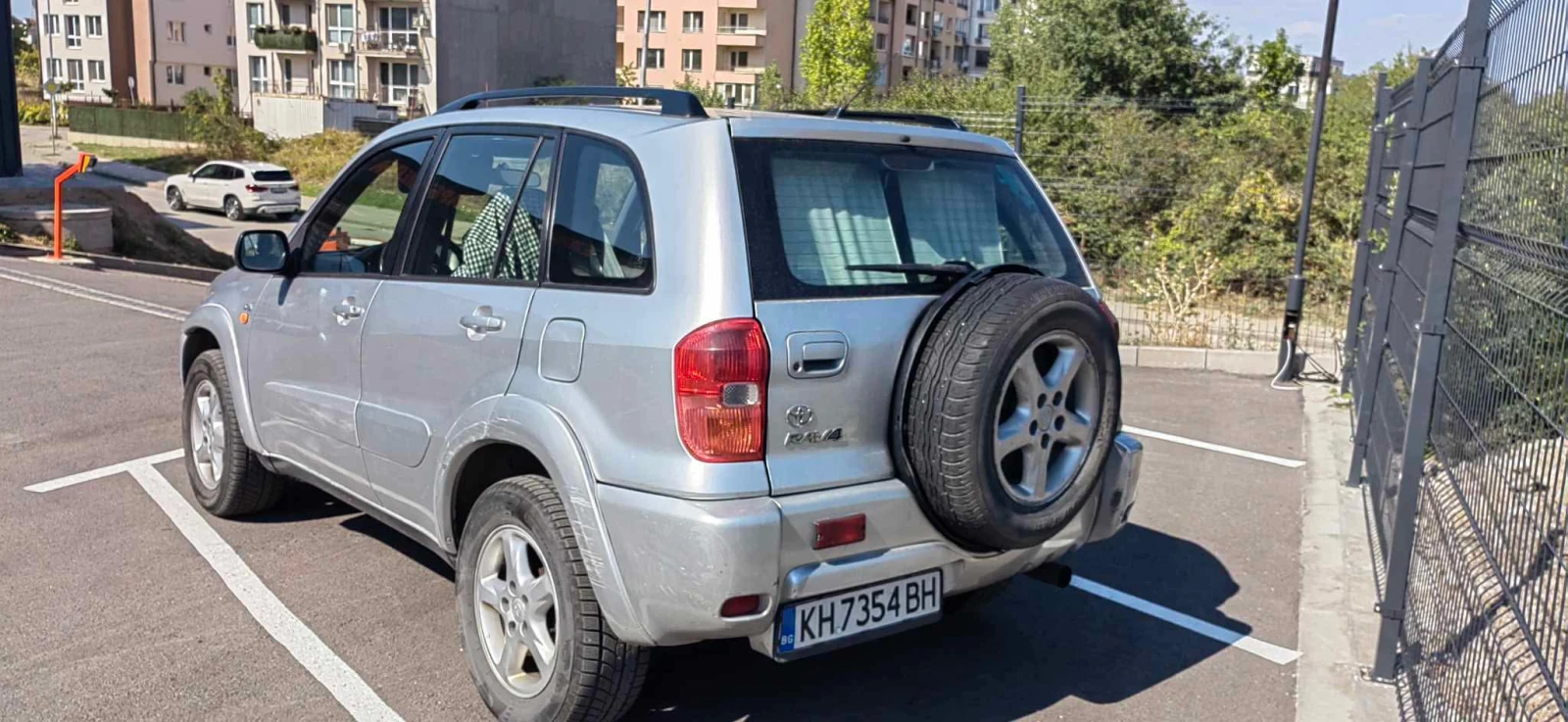 Toyota Rav4 2.0 16V d-4d - изображение 9