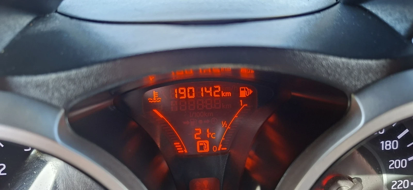 Nissan Juke 1, 6 ГАЗ/БЕНЗИН | Mobile.bg — изображение 11