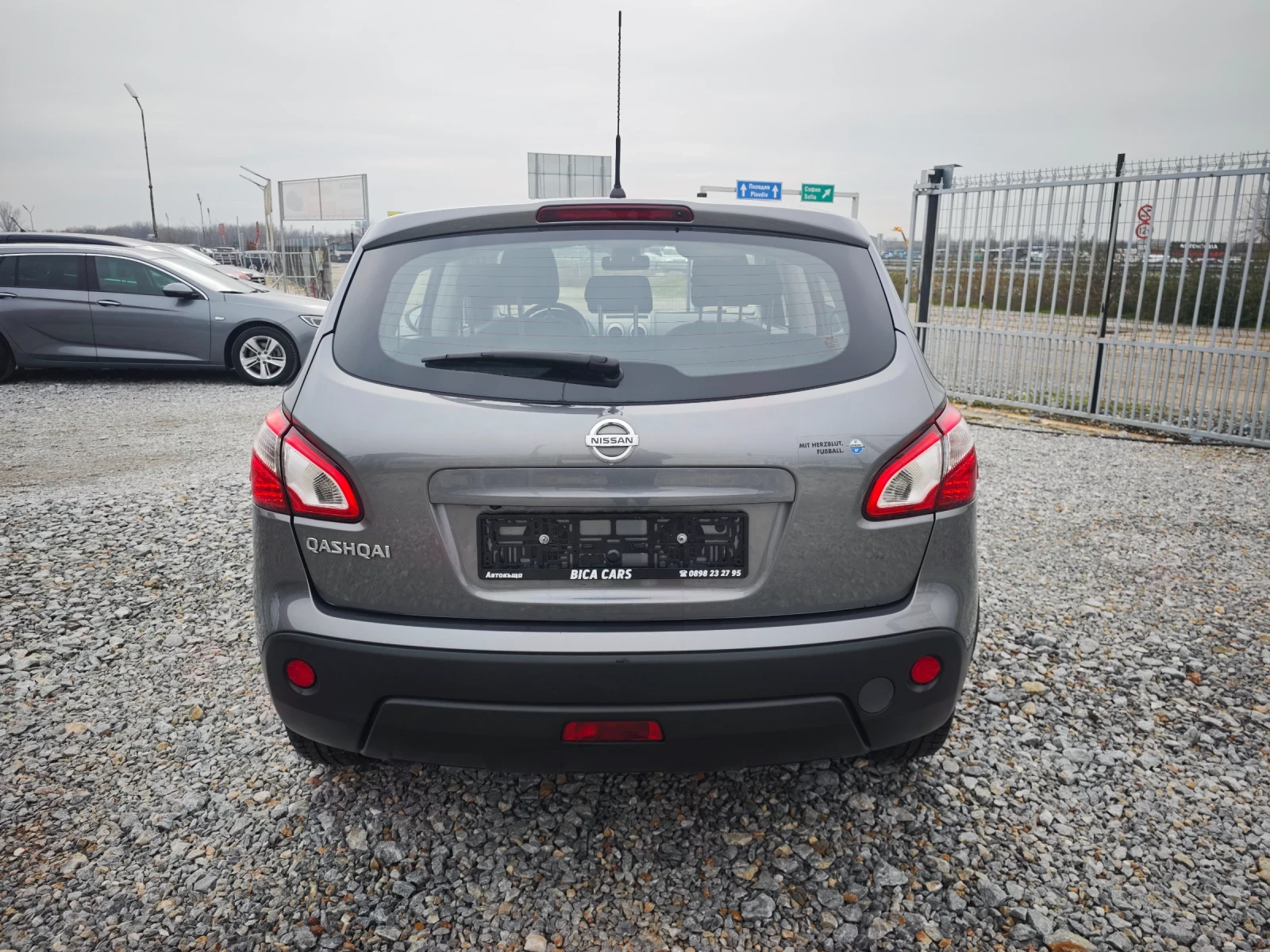 Nissan Qashqai 2.0i  | Mobile.bg � ����������� 5