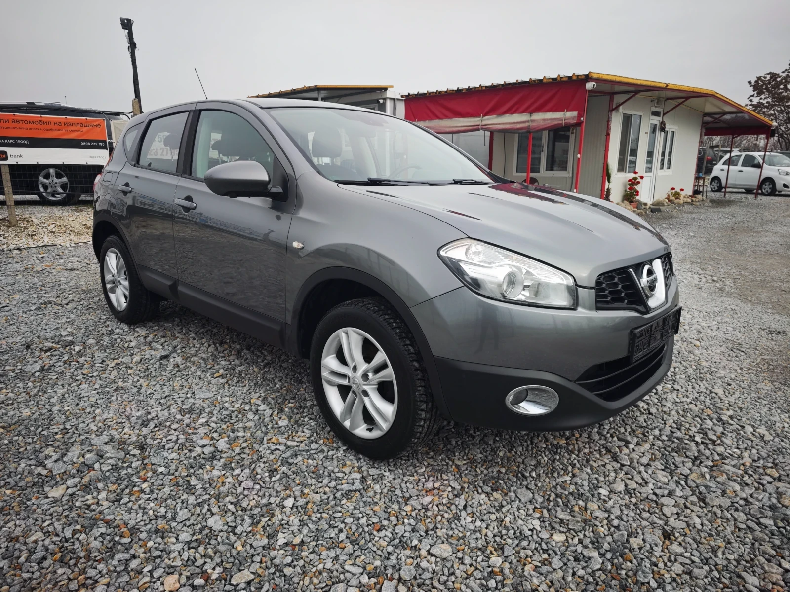 Nissan Qashqai 2.0i  | Mobile.bg � ����������� 3