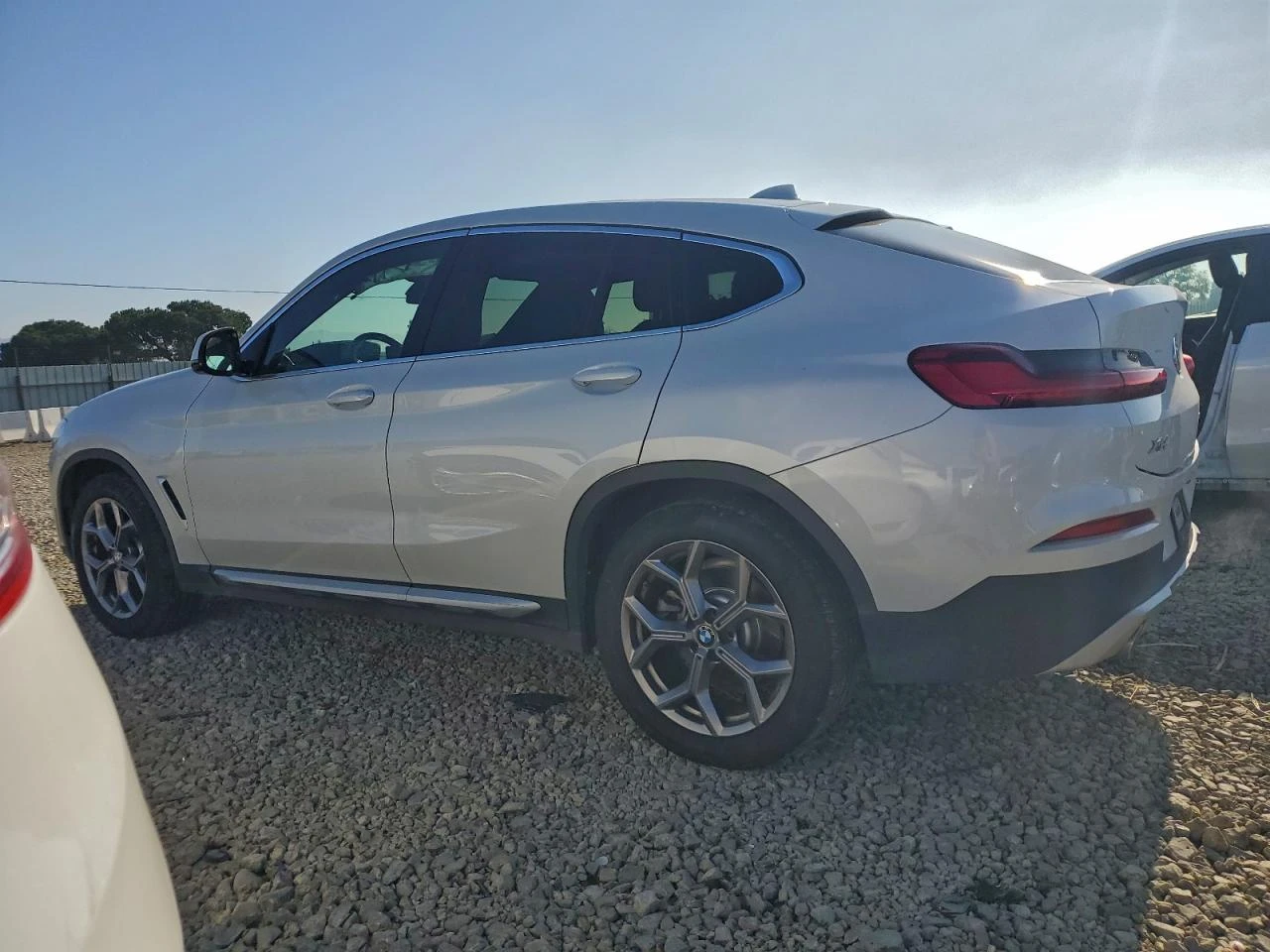 BMW X4 XDRIVE30I - изображение 6