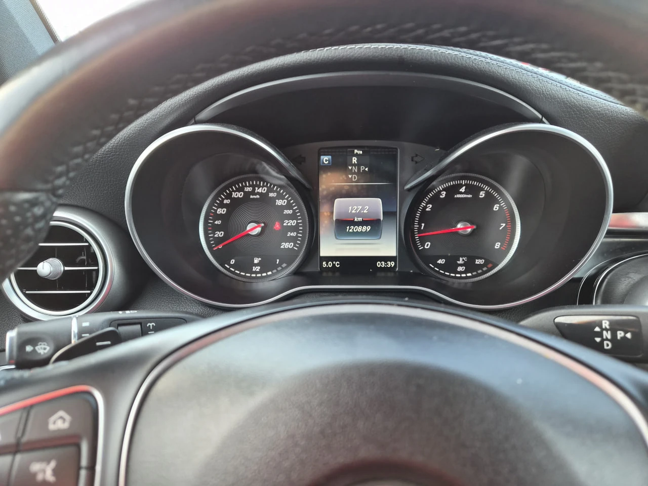 Mercedes-Benz GLC 300 4MATIC * MERCEDES PERFORMANCE BRAKES* 360* ПАНОРАМ - изображение 10