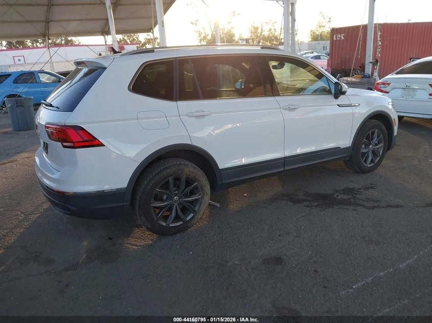 VW Tiguan 2l Volkswagen 2.0T Se/2.0T Wolfsburg Edition - изображение 4