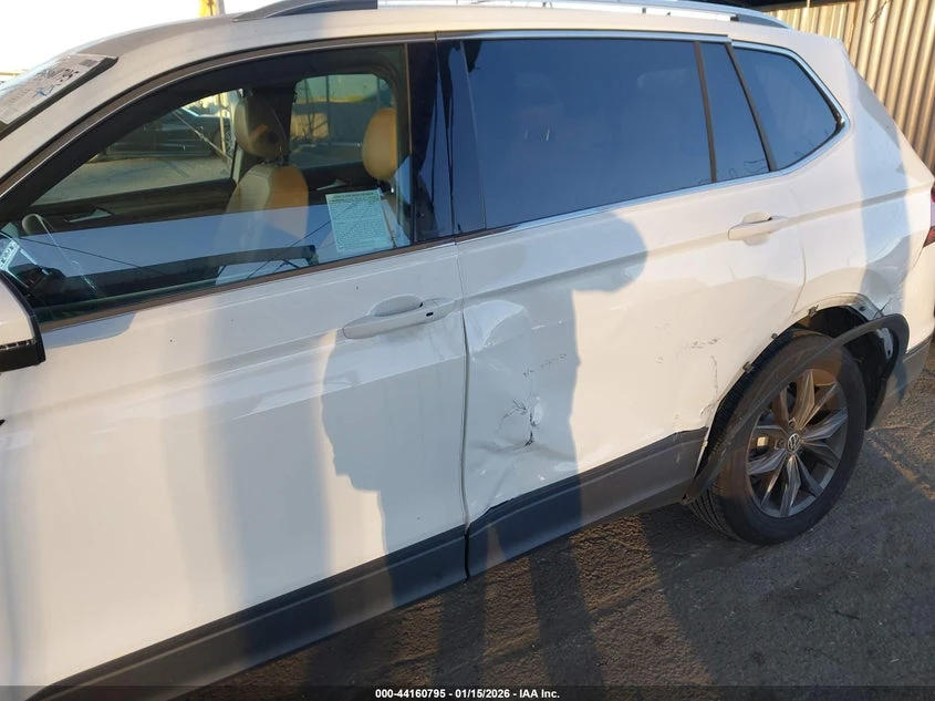 VW Tiguan 2l Volkswagen 2.0T Se/2.0T Wolfsburg Edition - изображение 6