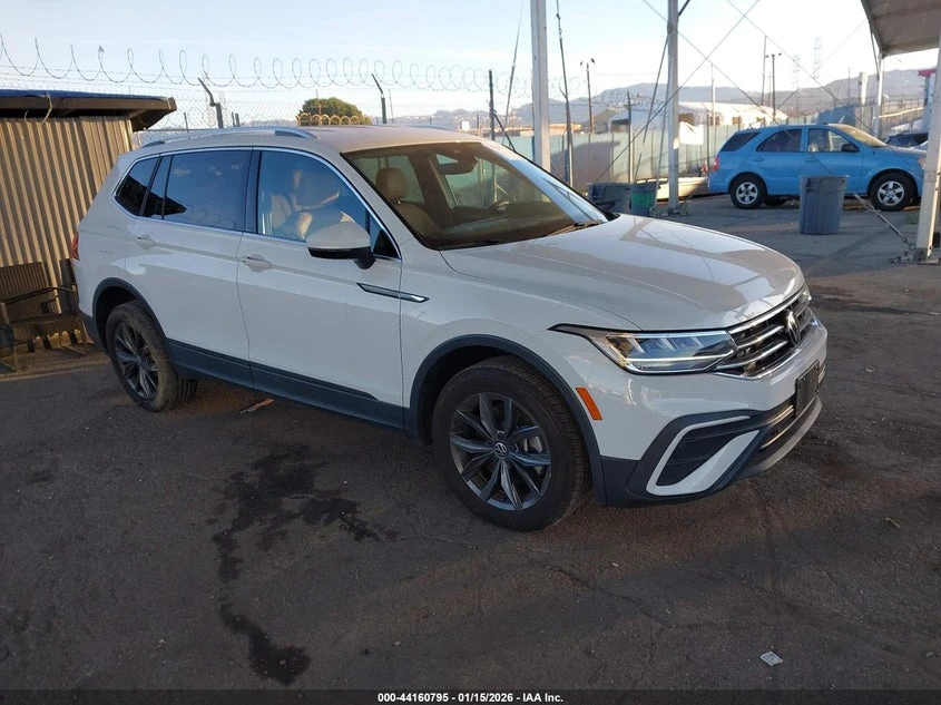 VW Tiguan 2l Volkswagen 2.0T Se/2.0T Wolfsburg Edition | Mobile.bg � ����������� 1