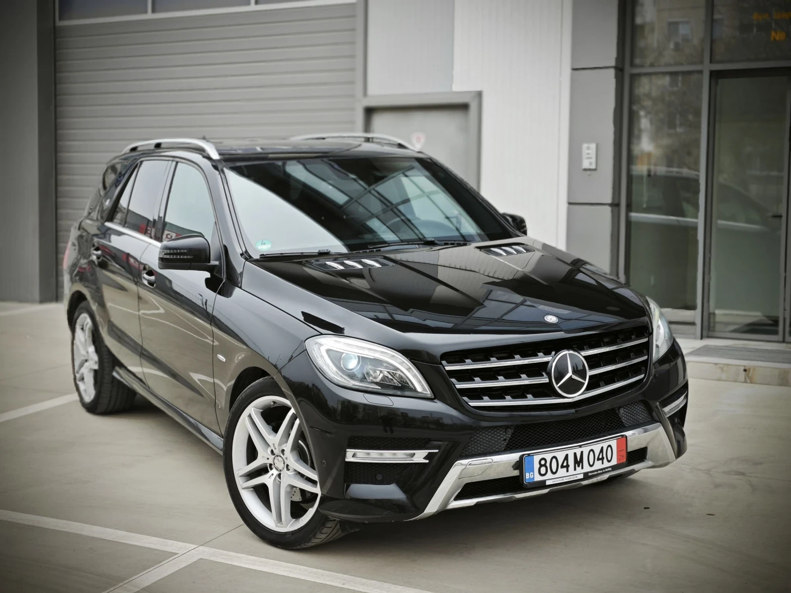 Mercedes-Benz ML 350 AMG/Дистроник/HarmanKardon/Камера/Обслужен