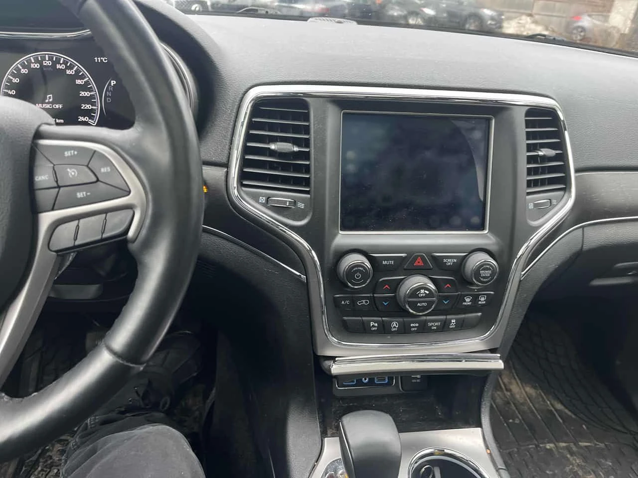 Jeep Grand cherokee * Limited * CARFAX * ЦЕНА ДО БГ, снимка 9 - Автомобили и джипове - 53871741