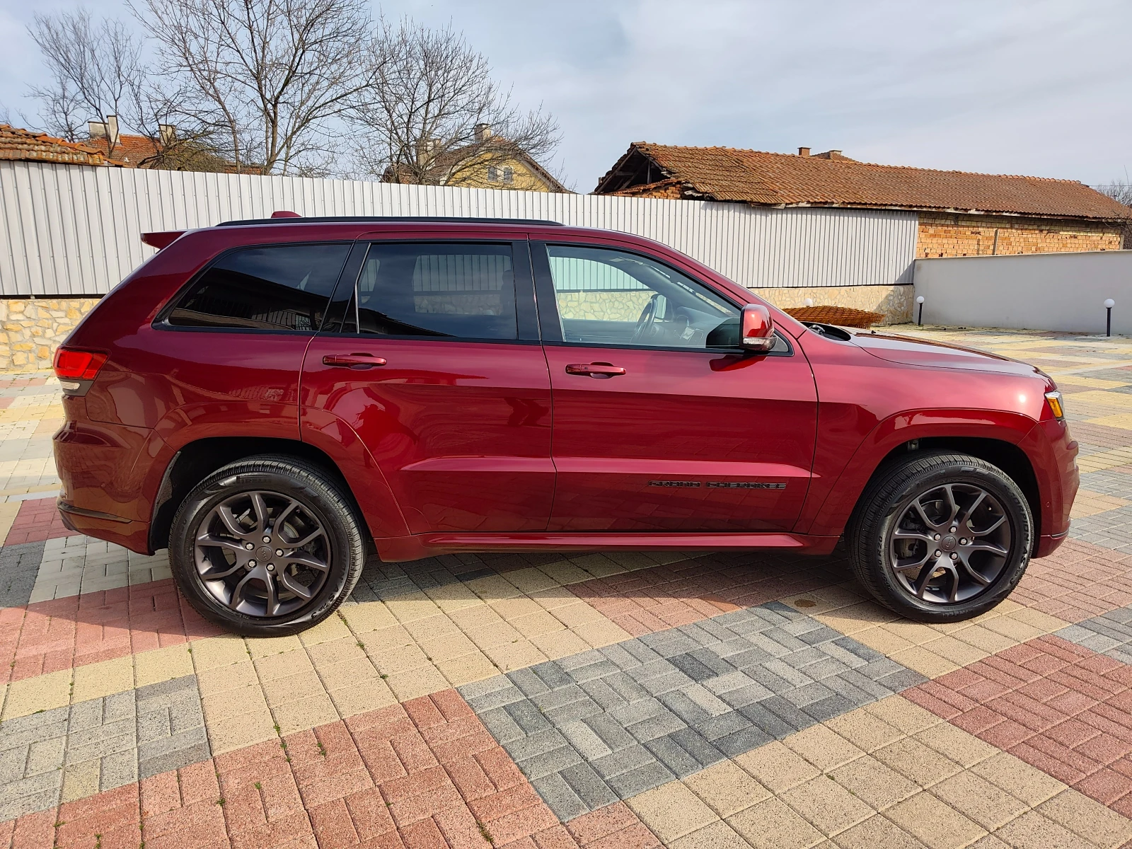 Jeep Grand cherokee Без щети! Напълно обслужен!, снимка 6 - Автомобили и джипове - 53953784