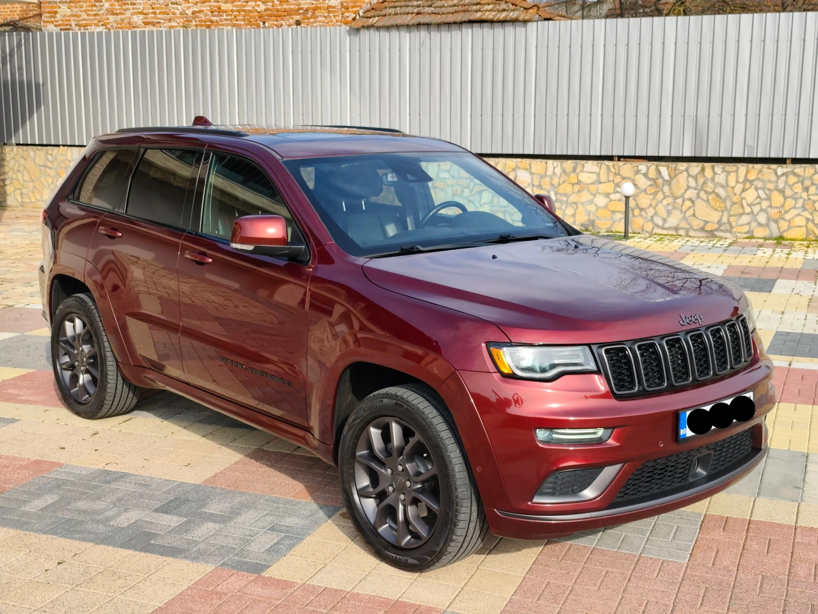 Jeep Grand cherokee Без щети! Напълно обслужен!, снимка 2 - Автомобили и джипове - 53953784