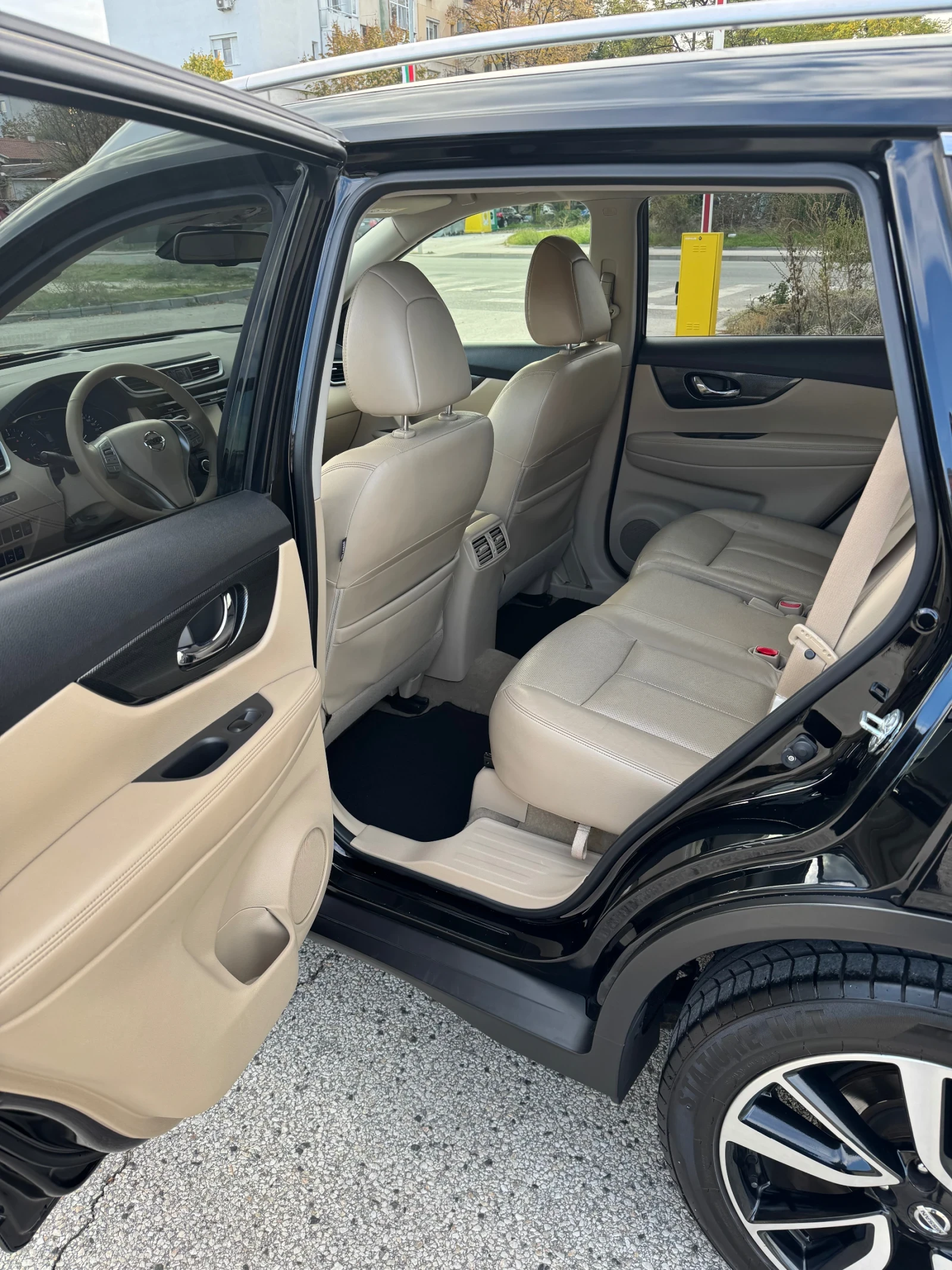 Nissan X-trail, снимка 16 - Автомобили и джипове - 53958508