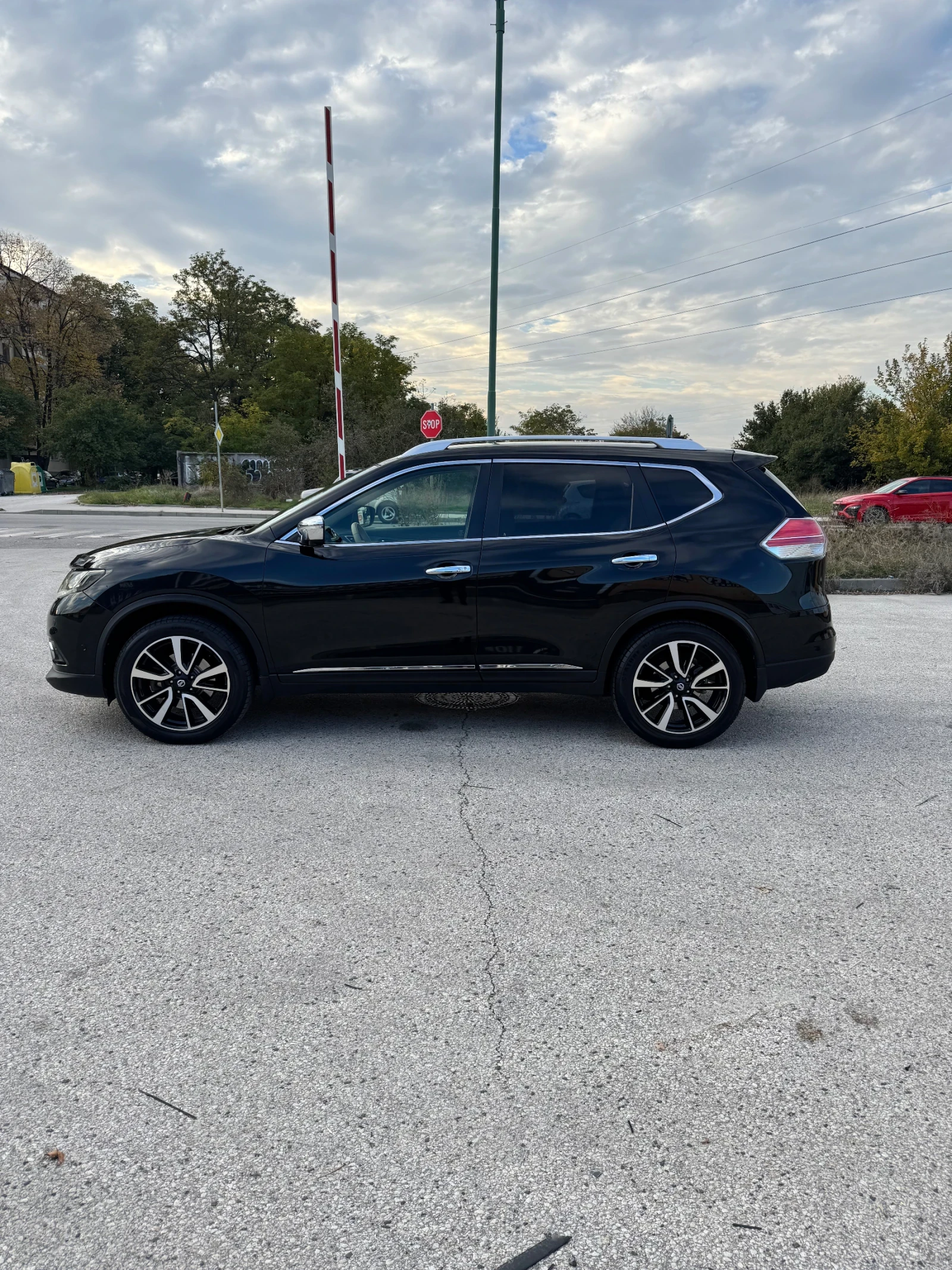 Nissan X-trail, снимка 7 - Автомобили и джипове - 53958508