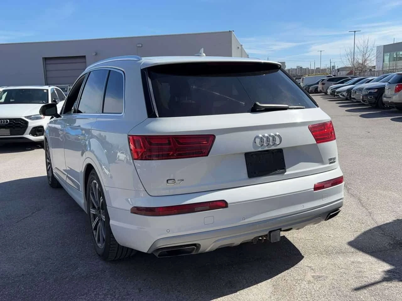 Audi Q7 * 3.0T Technik * DISSTRONIC* 360* BANG&OLUFSEN* ОБ, снимка 4 - Автомобили и джипове - 54056104