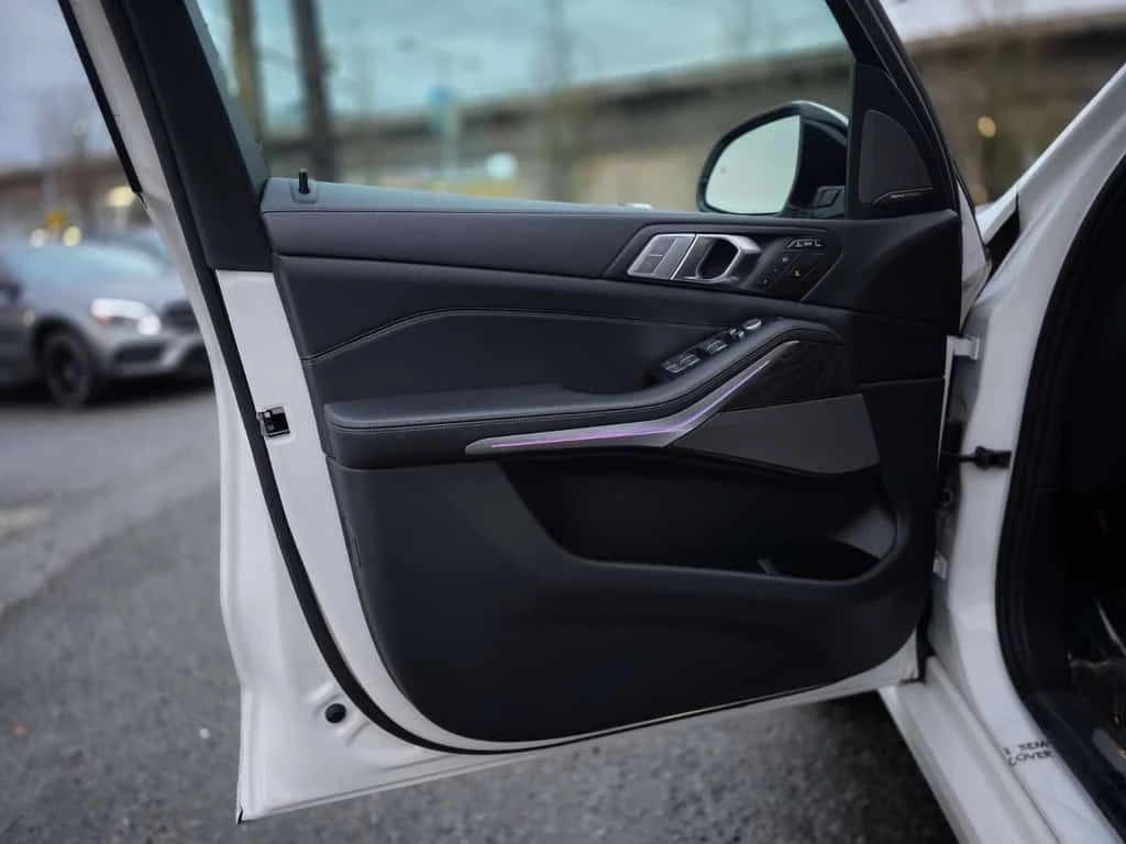 BMW X7 xDrive40i| PANO| HUD| 360| AMBIENT| CARFAX|  | Mobile.bg � ����������� 13