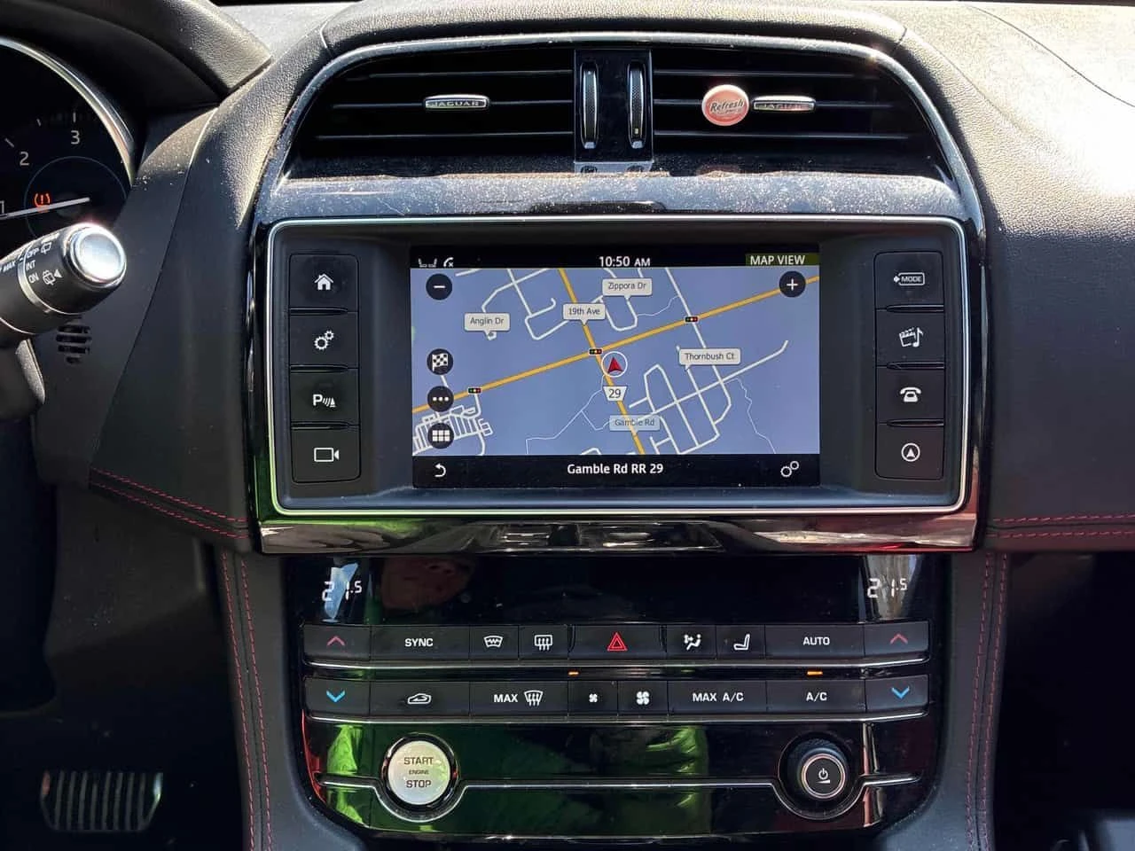 Jaguar F-PACE * R Sport * PANO* KEYLESS* �������*  | Mobile.bg � ����������� 9