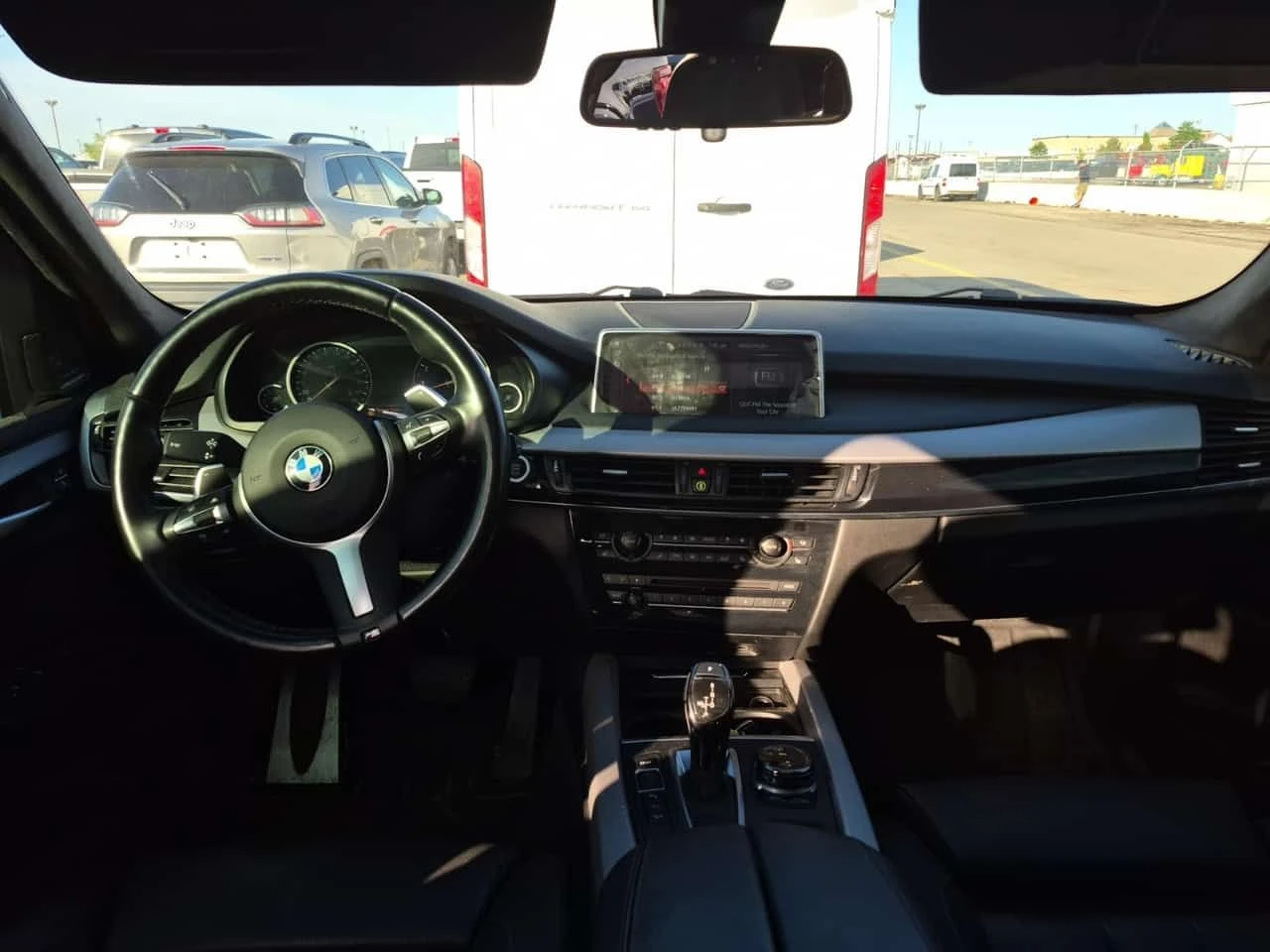 BMW X5 * 35i * М ПАКЕТ* ХЕД ЪП* ОБДУХВАНЕ* АВТОКРЕДИТ * , снимка 10 - Автомобили и джипове - 54770904