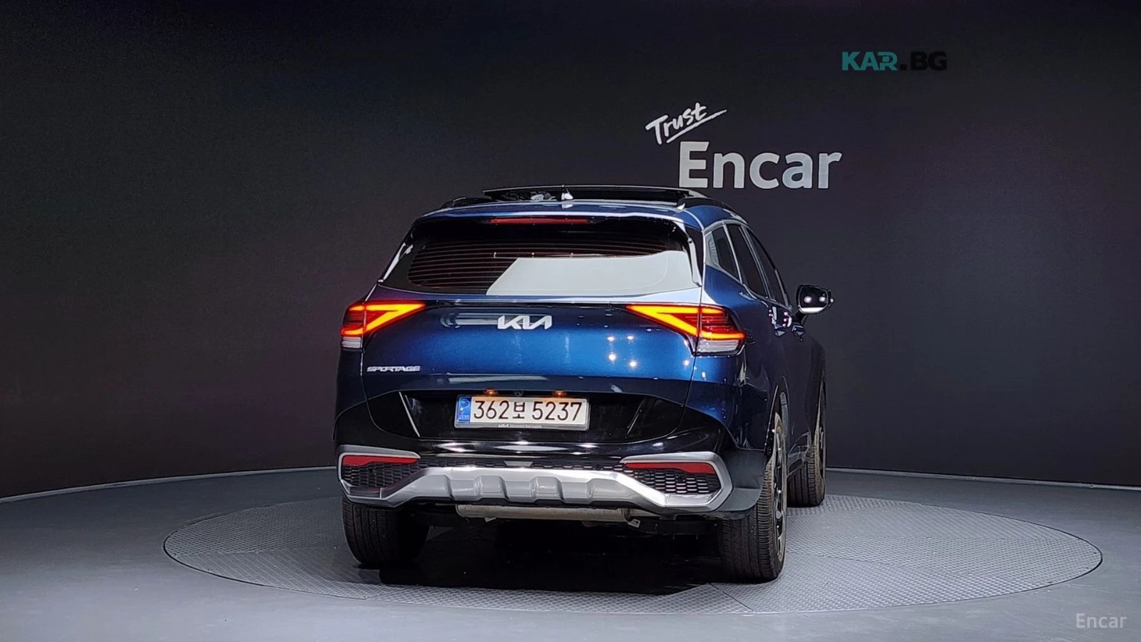 Kia Sportage PANO* 2WD* SIGNATURE* , снимка 4 - Автомобили и джипове - 55254399
