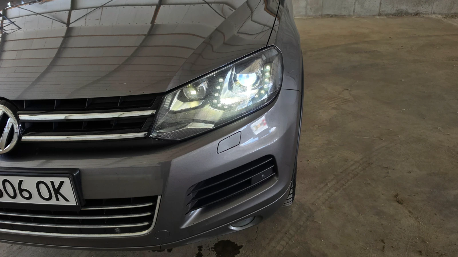VW Touareg 3.0 дизел НА ПРУЖИНИ 8ZF, снимка 17 - Автомобили и джипове - 55421682