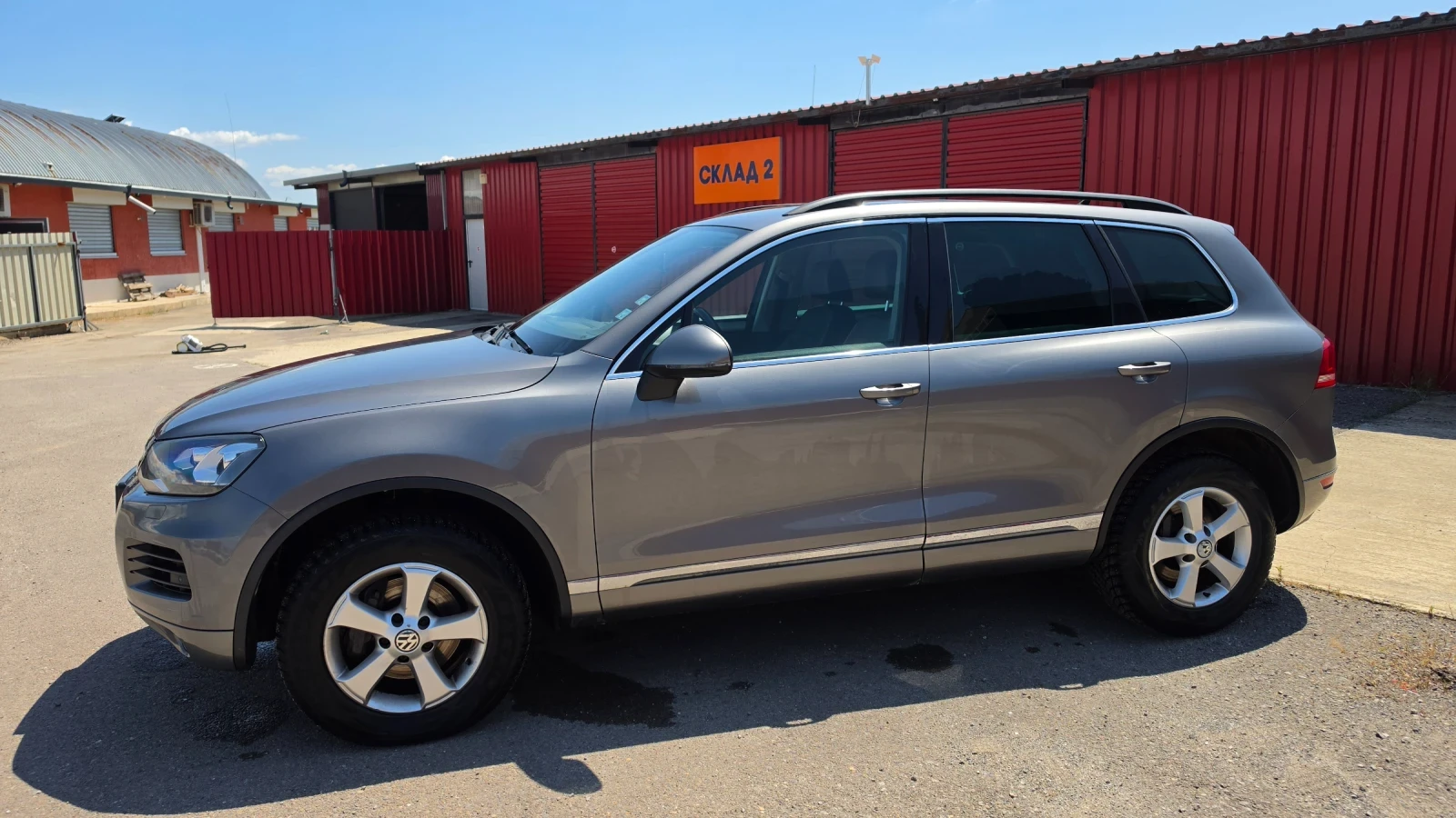 VW Touareg 3.0 дизел НА ПРУЖИНИ 8ZF, снимка 7 - Автомобили и джипове - 55421682