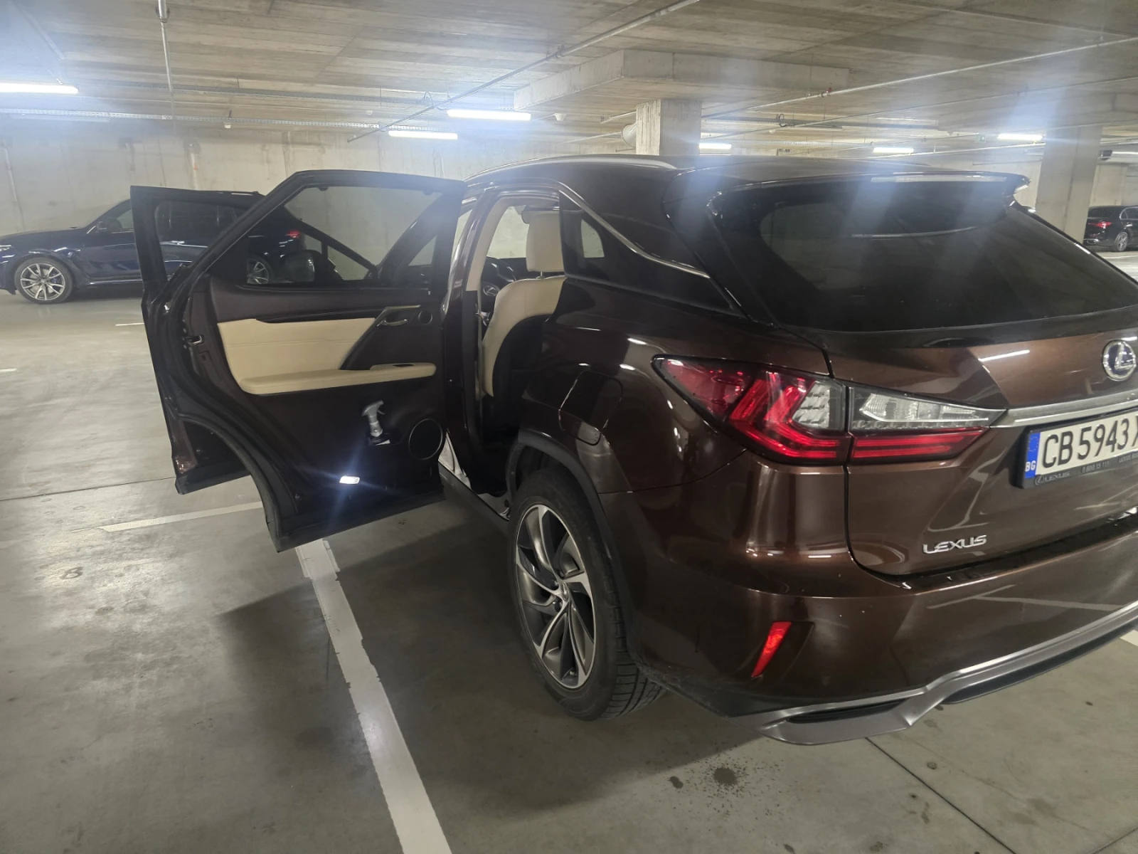 Lexus RX 450h, снимка 6 - Автомобили и джипове - 55559517