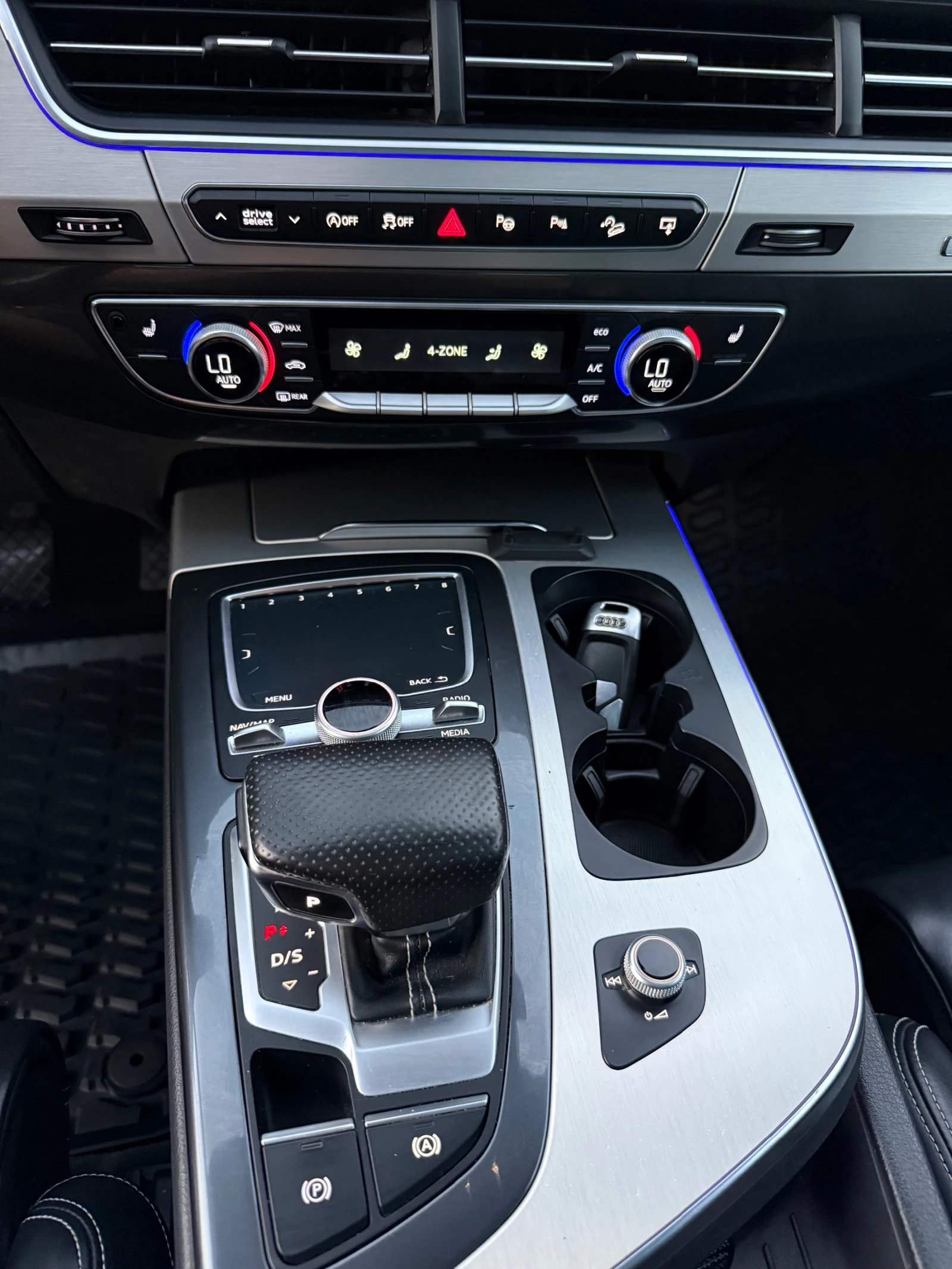 Audi Q7 3.0TDI 3XS-LINE, снимка 9 - Автомобили и джипове - 55598957