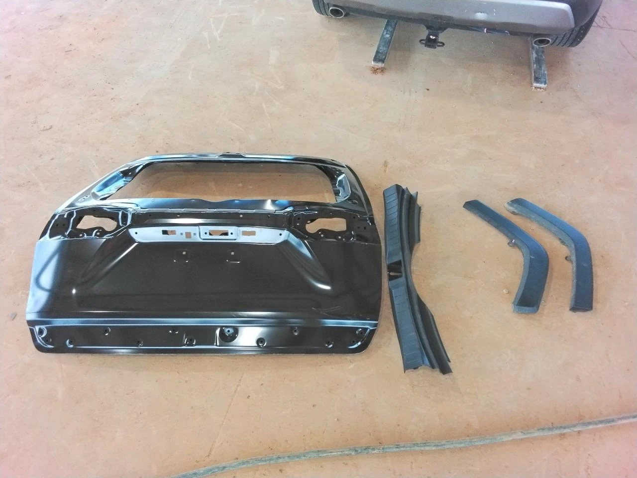 Toyota Rav4 2.5l Limited, снимка 13 - Автомобили и джипове - 55878474