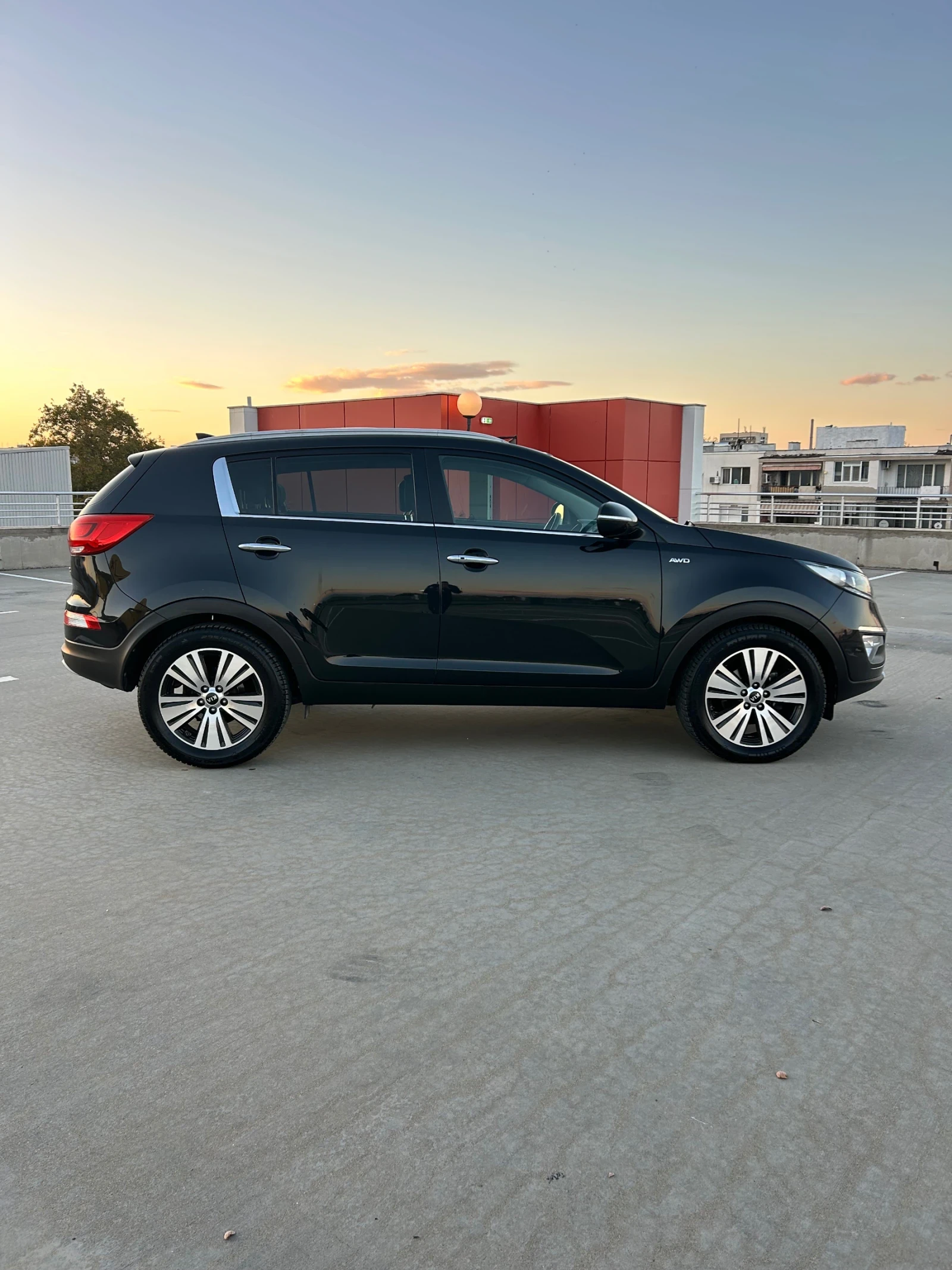 Kia Sportage 2.0 // 4�4 // ��������� | Mobile.bg � ����������� 2