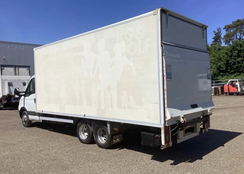 Iveco Daily 40C18 Б+ Е ПАДАЩ БОРД ТОВАРОНОСИМОСТ 3370кг, снимка 5 - Бусове и автобуси - 51946232