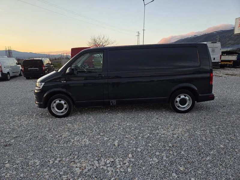 VW Transporter 2.0 TDI, DSG, Автомат, Климатик, Нави, Работилница, снимка 2 - Бусове и автобуси - 52944472