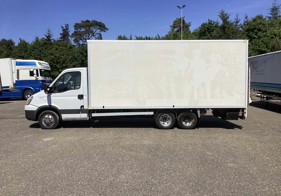 Iveco Daily 40C18 Б+ Е ПАДАЩ БОРД ТОВАРОНОСИМОСТ 3370кг - изображение 3