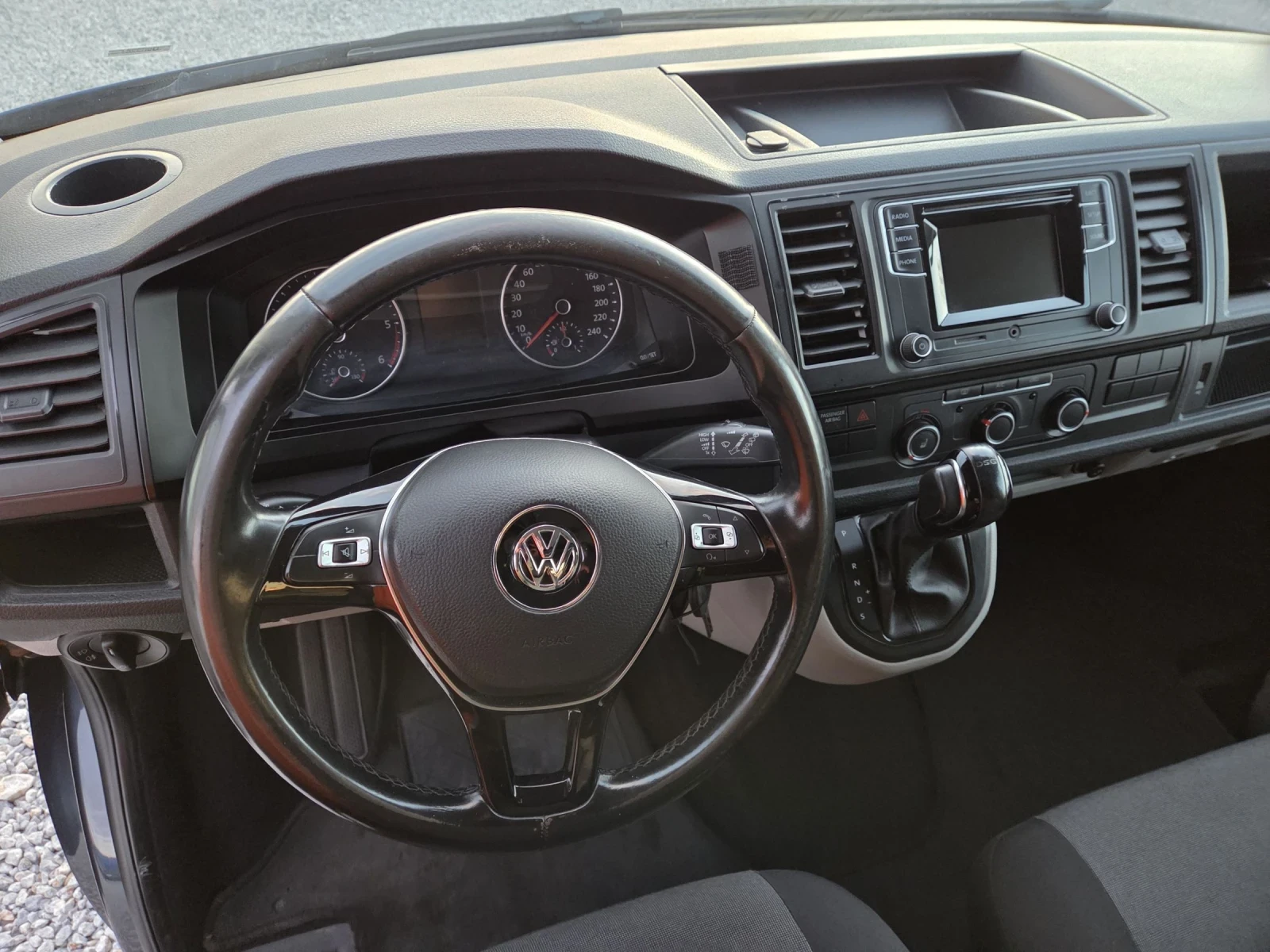 VW Transporter 2.0 TDI, DSG, Автомат, Климатик, Нави, Работилница - изображение 10