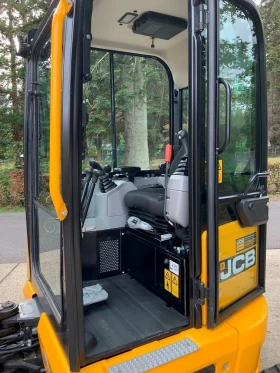 Багер JCB 25Z-1 / НЕРАЗЛИЧИМ ОТ НОВ !!!, снимка 10