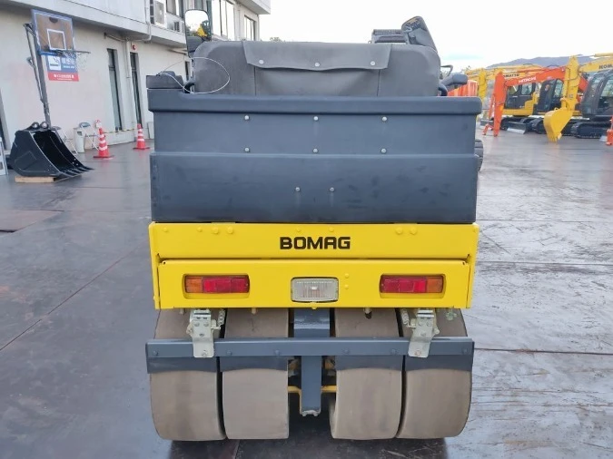 Валяк BOMAG BW115AC-2 / 2 БРОЯ / НАЛИЧНИ, снимка 4 - Индустриална техника - 44495679