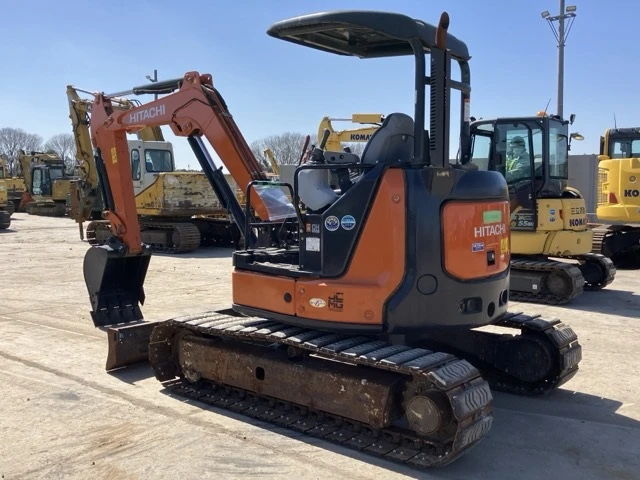 Багер Hitachi ZX40U-5B / ПЕРФЕКТЕН / КАТО НОВ !, снимка 3 - Индустриална техника - 53887497