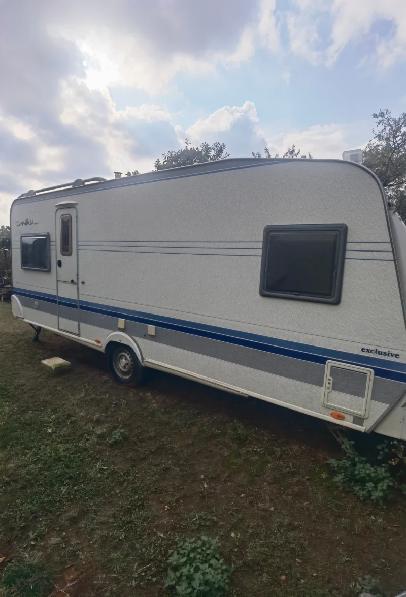 Каравана Hobby Exclusive prestige 560, снимка 17 - Каравани и кемпери - 52072669