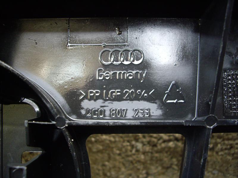 Предна броня Ауди Audi A 6 от 2012, снимка 11 - Части - 23369407