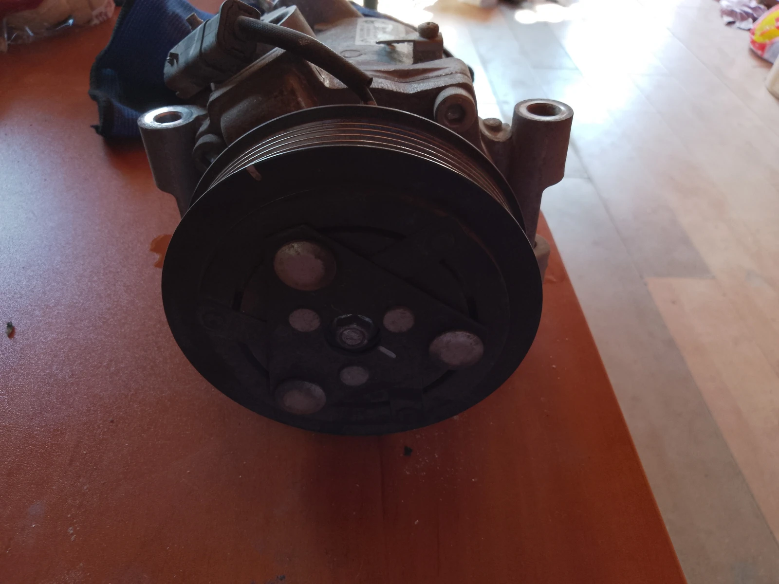 98103349980-01     3 9808860080-02 | Mobile.bg   2