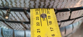 Гуми Зимни 235/55R19, снимка 1