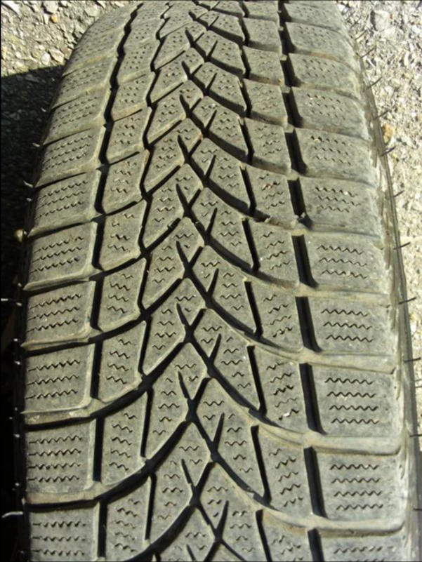 Гуми Всесезонни 165/70R14, снимка 1 - Гуми и джанти - 24026785