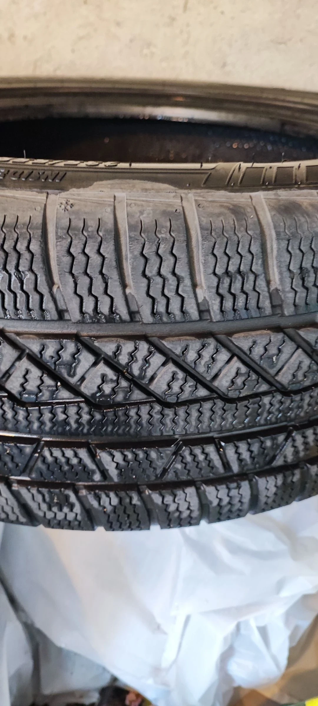  235/55R19 | Mobile.bg   4