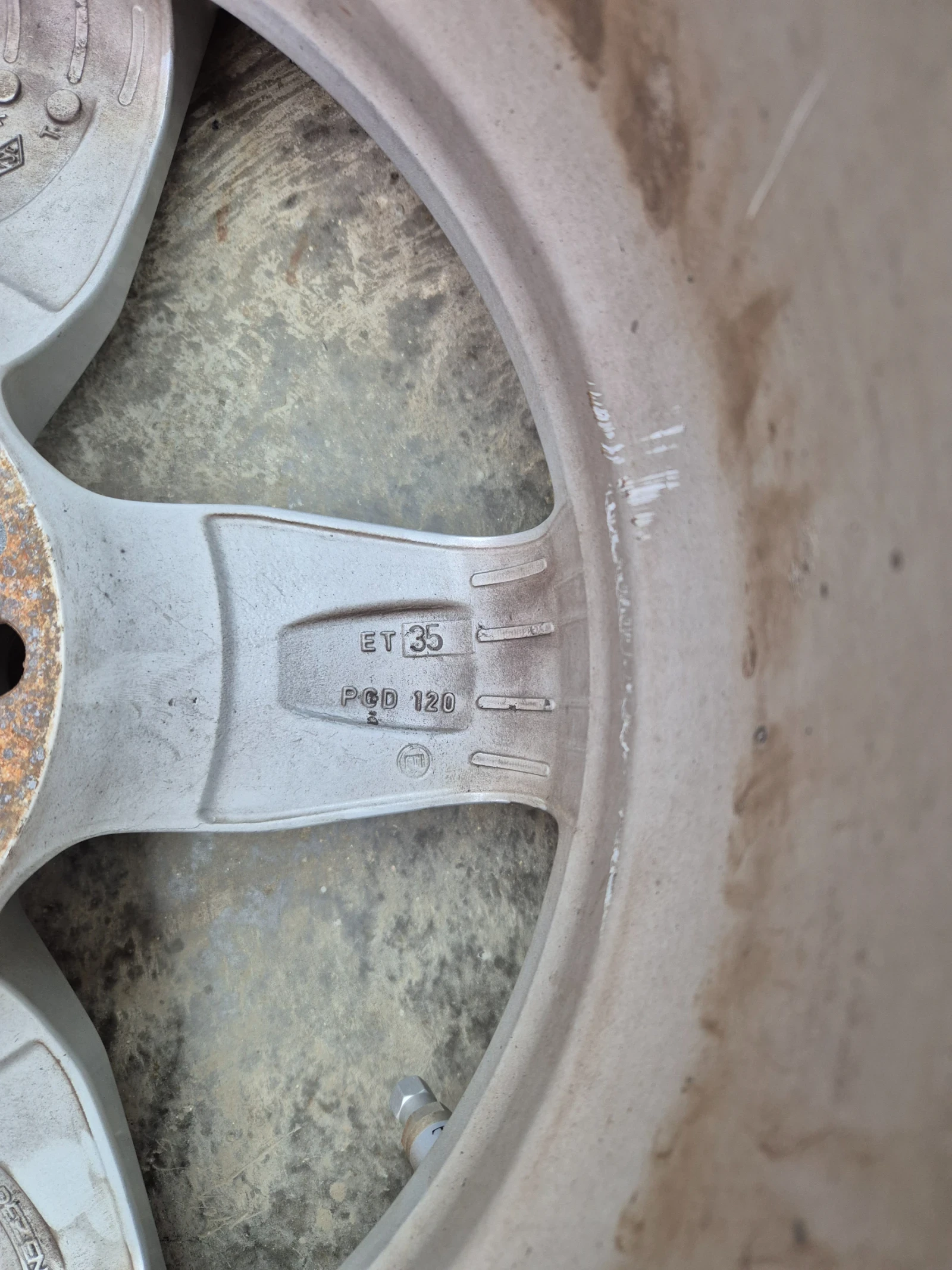 Гуми с джанти Uniroyal 205/55R16, снимка 8 - Гуми и джанти - 54780133